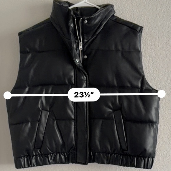 ❄️ Abercrombie & Fitch Vegan Leather Puffer Vest ❄️ 🔖NWT🔖 - Picture 3 of 4